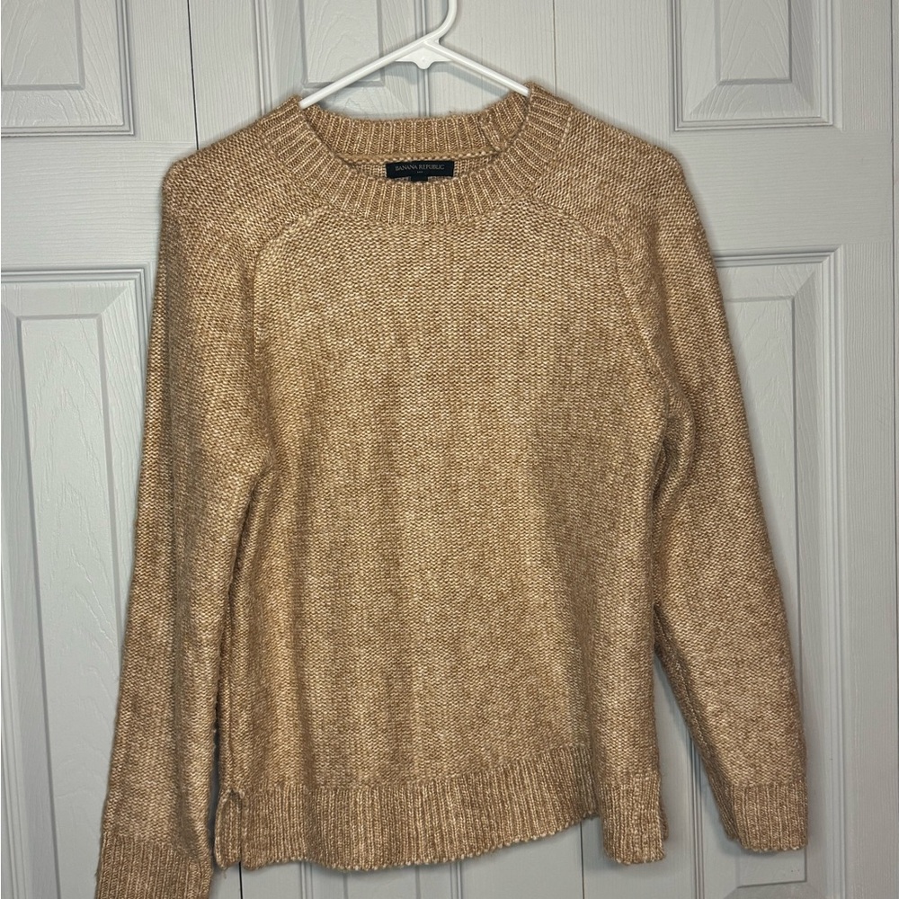 Banana Republic Women's Camel Crew Neck Sweater